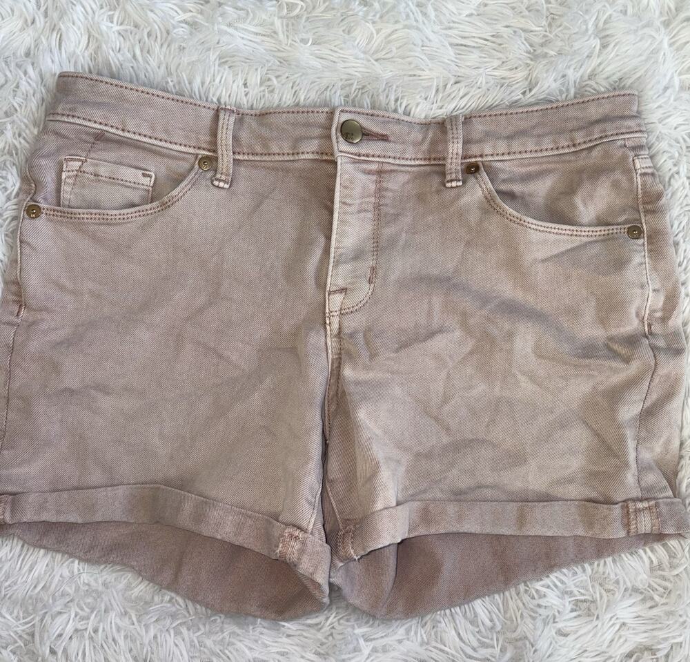 Mossimo Denim “Mid Rise Midi” Women’s 10/30 Light Peach/tan Cuffed Jean Shorts.